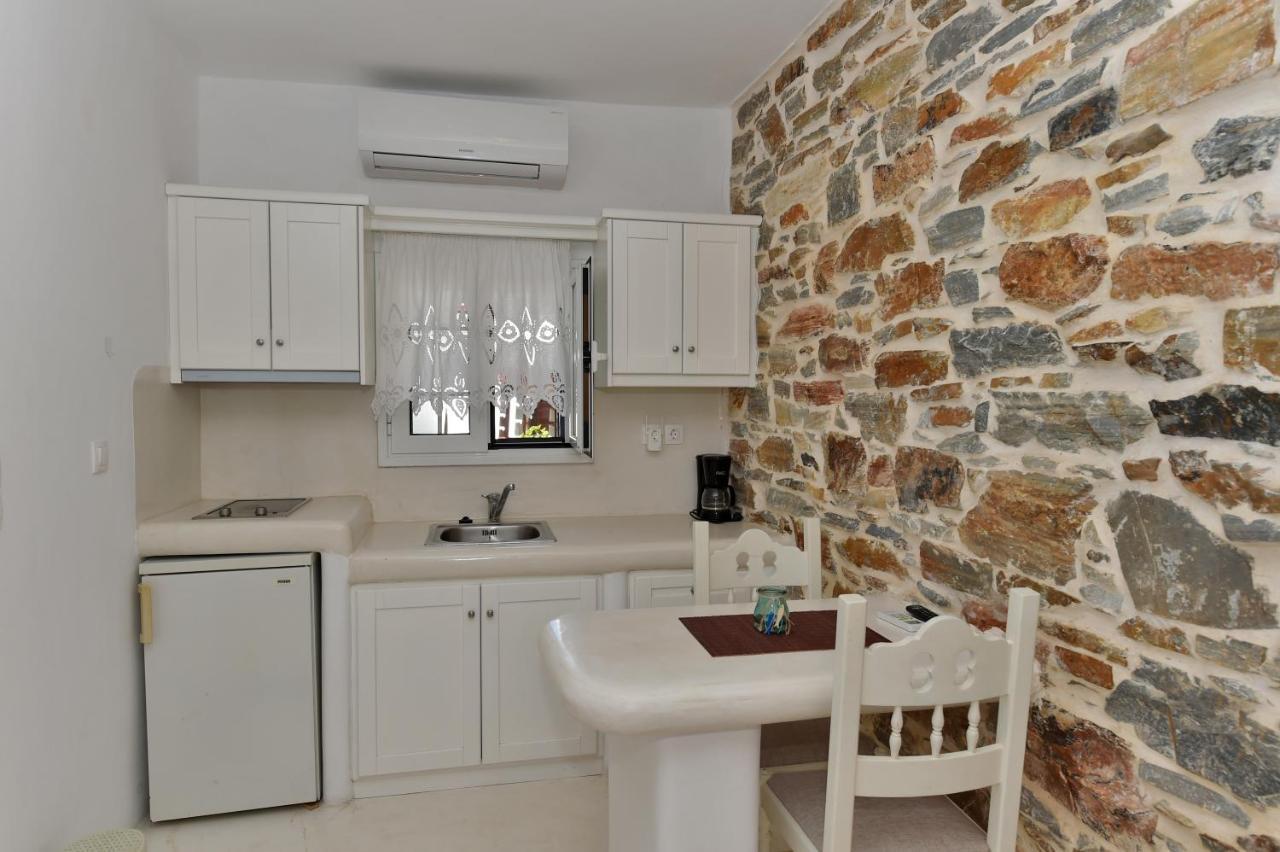 Tinos Peristerionas Apartment Luaran gambar